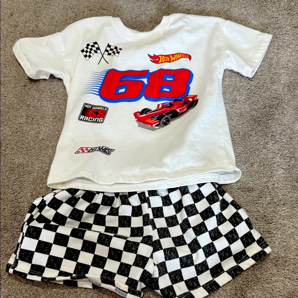 Hot Wheels Racing T-Shirt and Checkered Shorts Set 4T